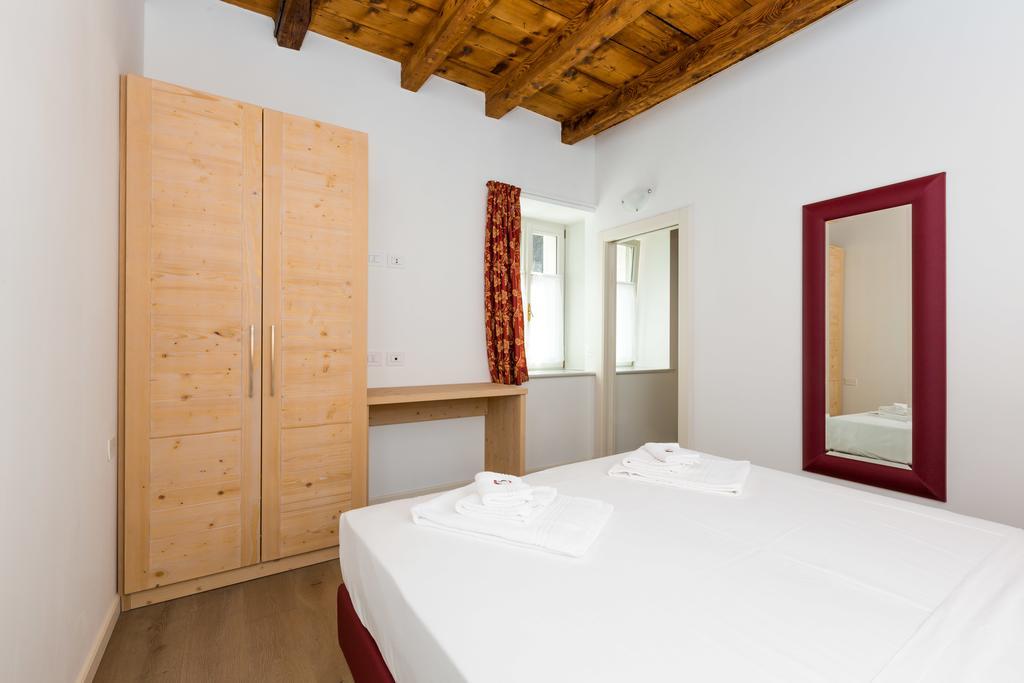 Colle Ameno Room And Breakfast Rovereto  Ngoại thất bức ảnh
