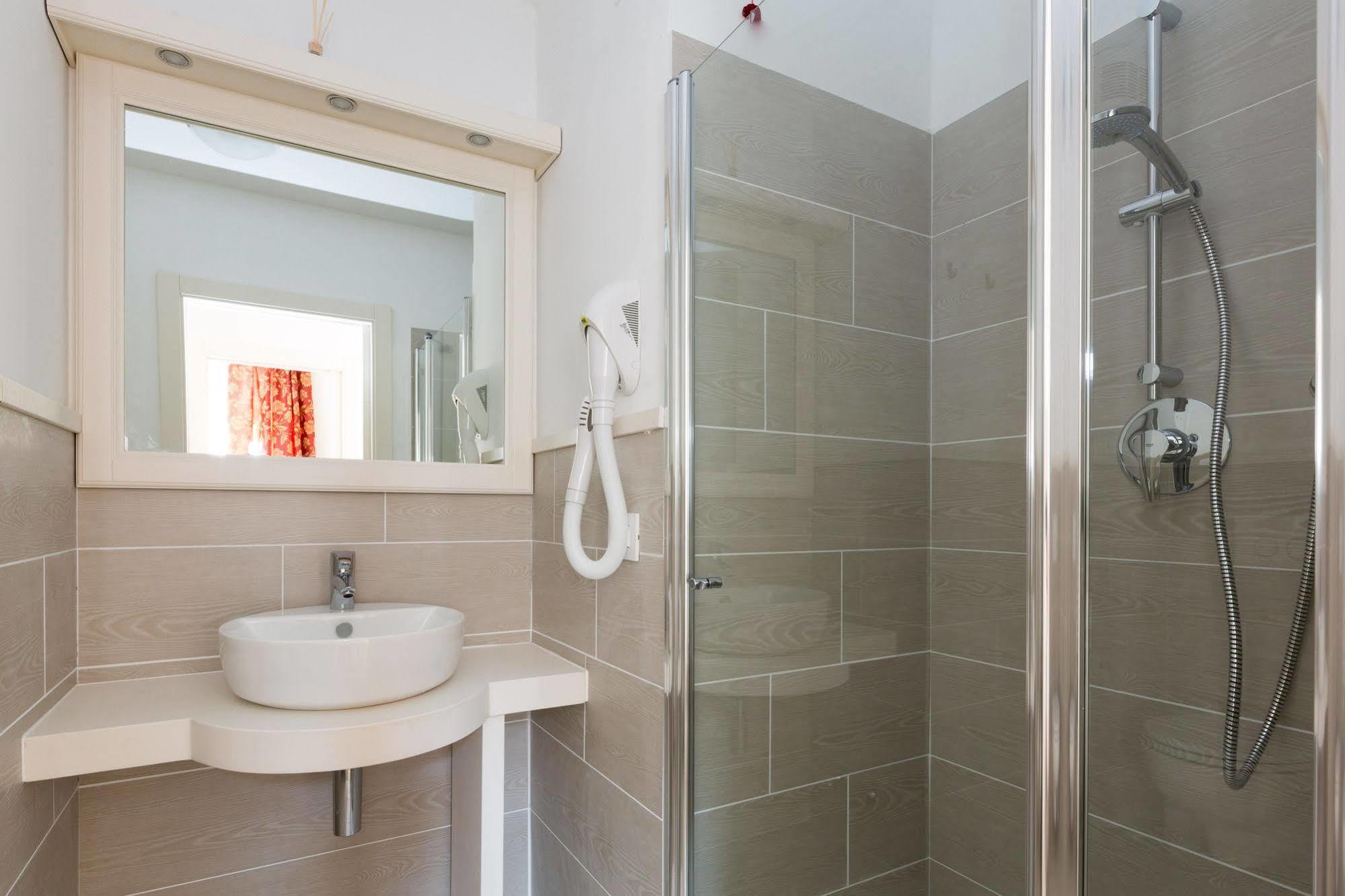 Colle Ameno Room And Breakfast Rovereto  Ngoại thất bức ảnh