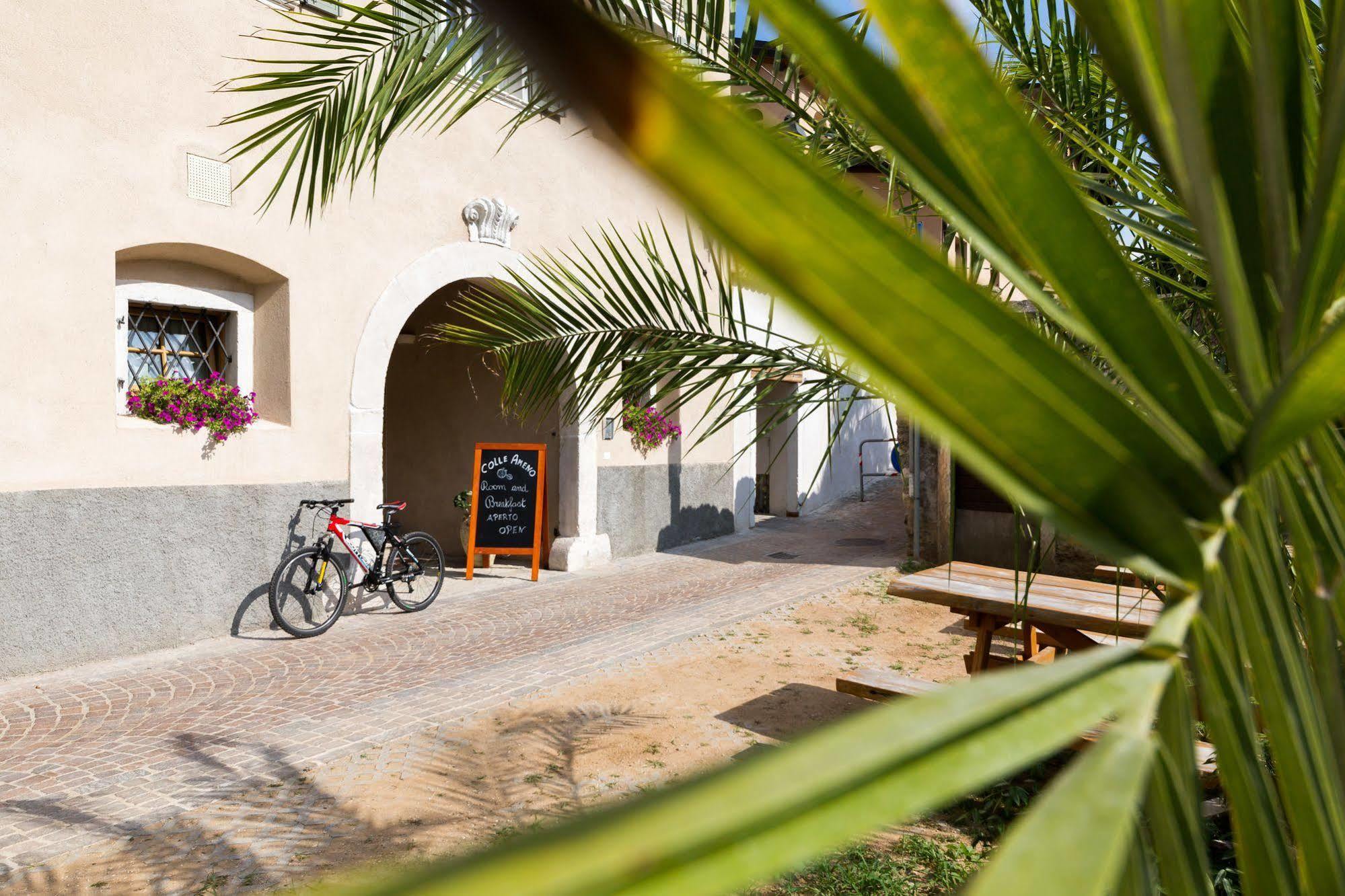 Colle Ameno Room And Breakfast Rovereto  Ngoại thất bức ảnh