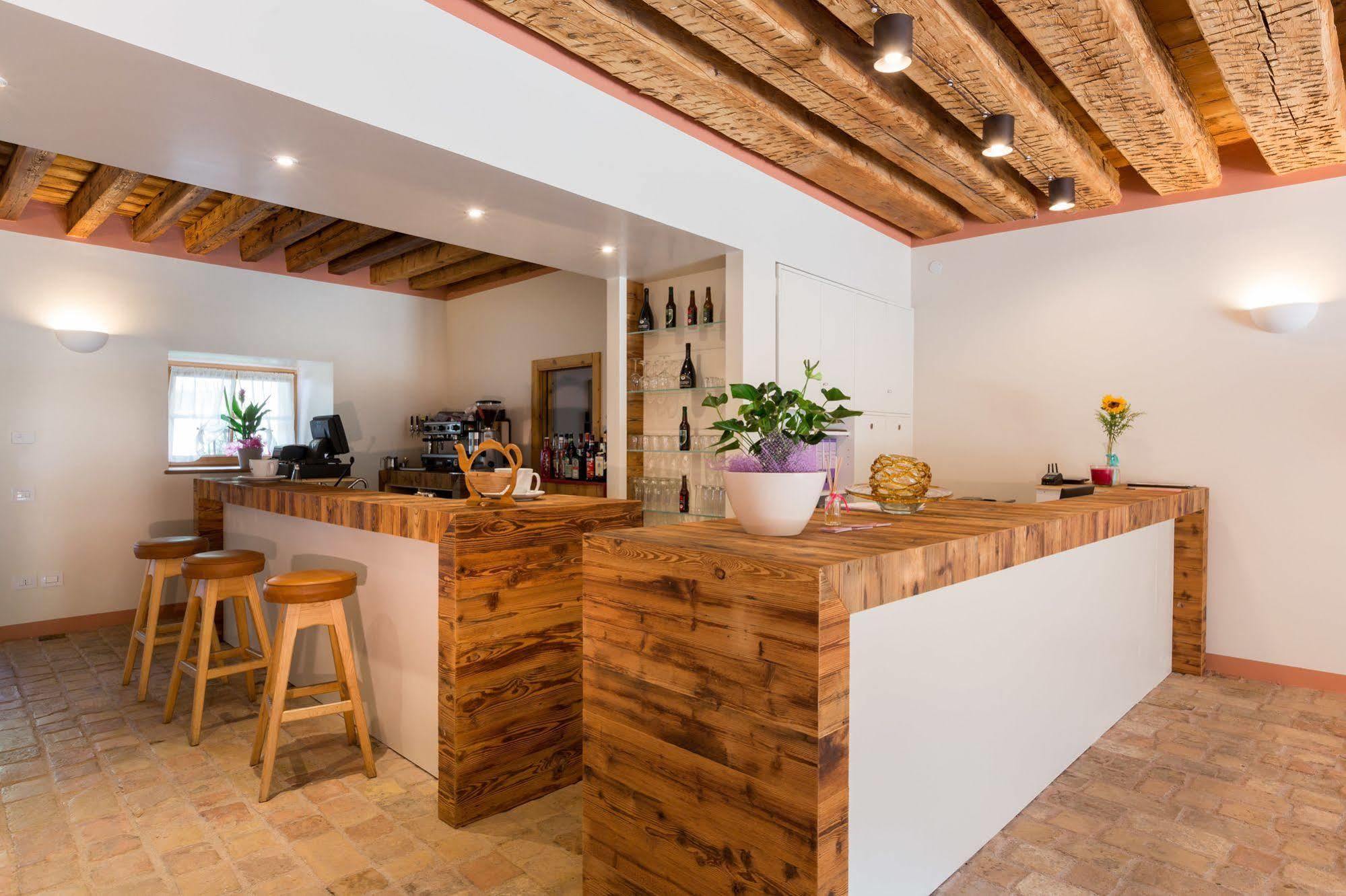 Colle Ameno Room And Breakfast Rovereto  Ngoại thất bức ảnh