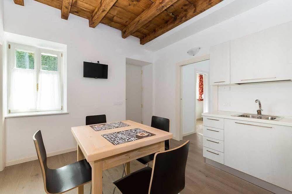 Colle Ameno Room And Breakfast Rovereto  Ngoại thất bức ảnh